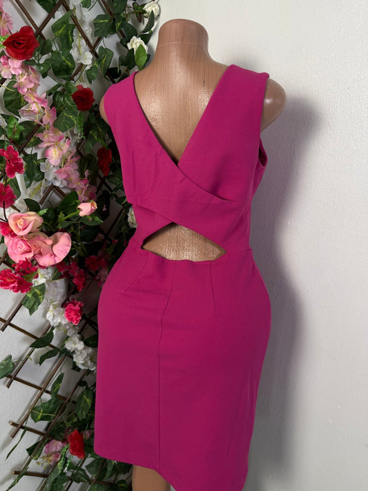 Robe moulante dos croisée sans manche - Perluna Store - kinshasa