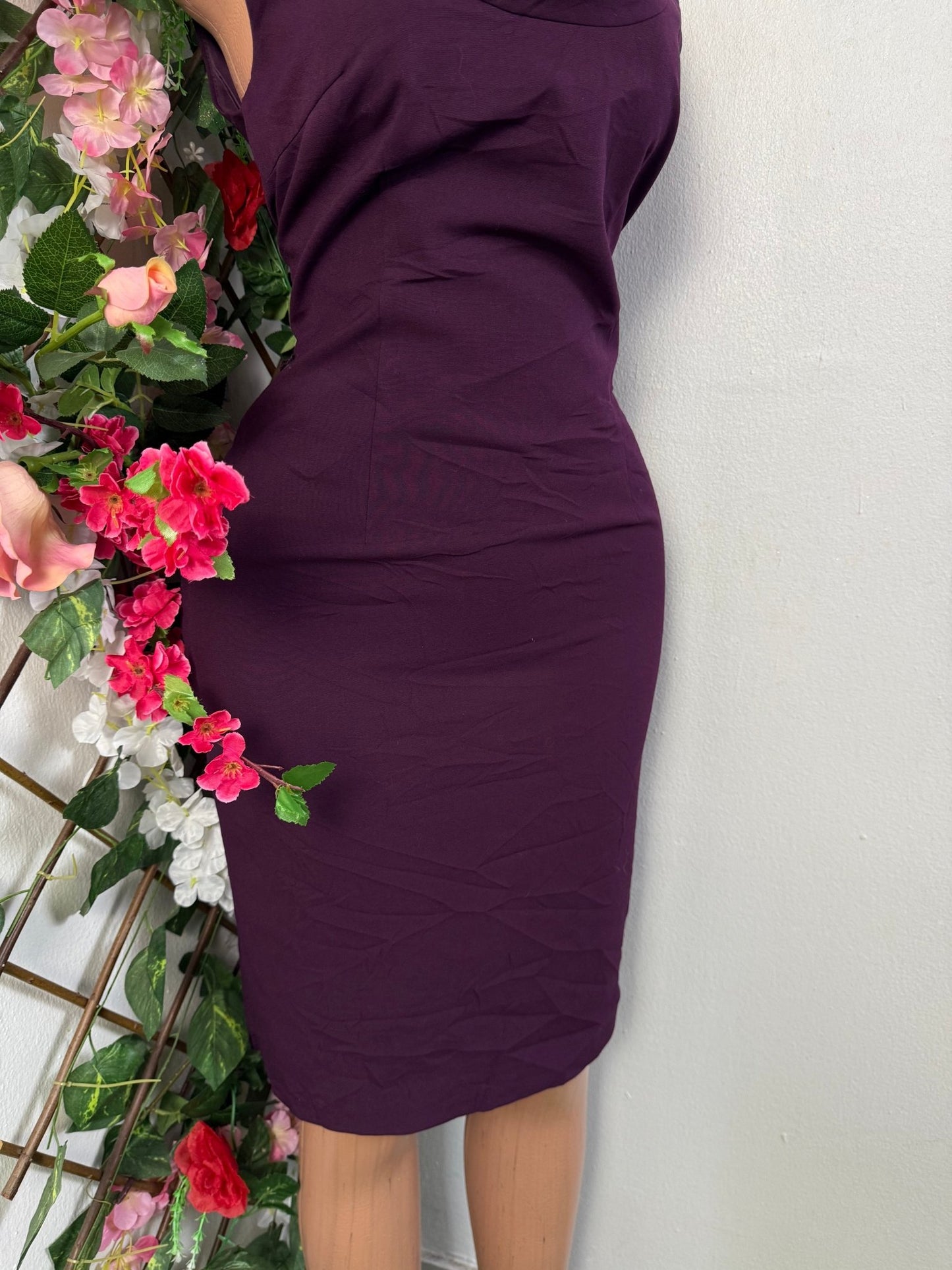 Robe moulante drapé sans manche - Perluna Store - kinshasa