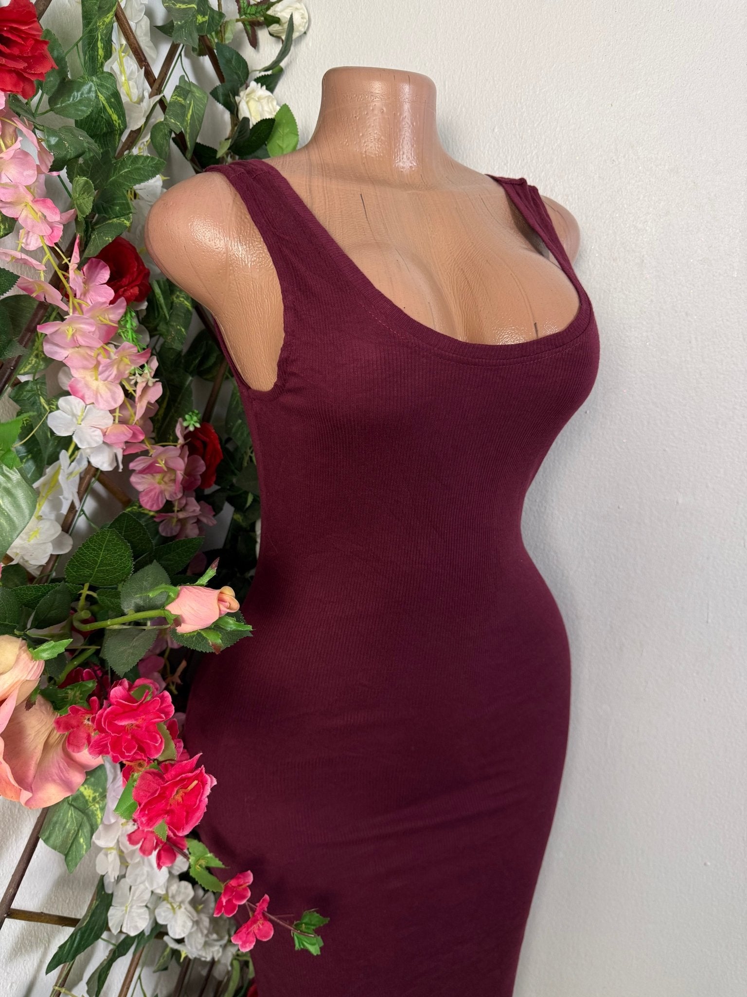 Robe moulante en coton à bretelle  - Perluna Store - kinshasa