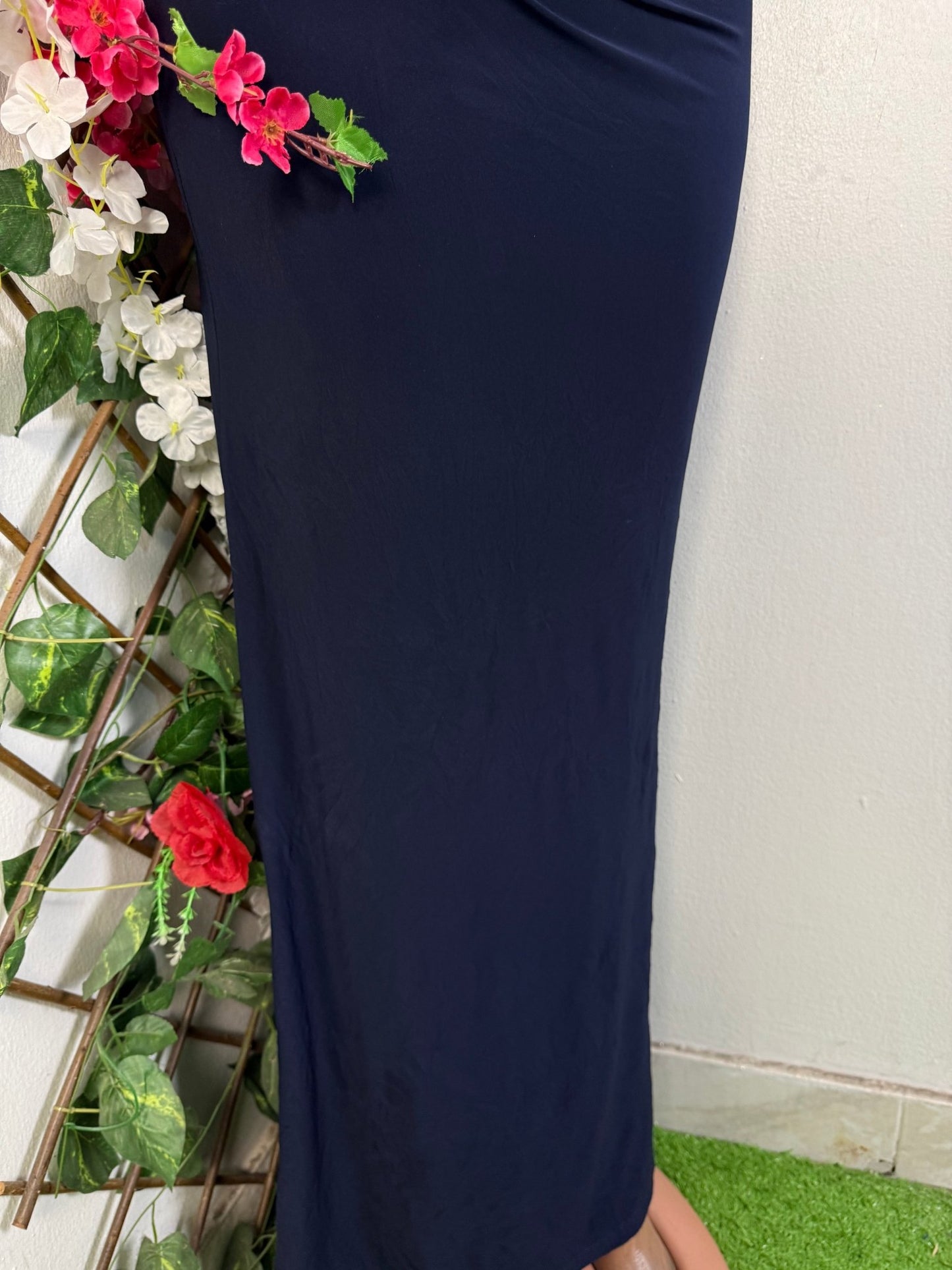 Robe moulante longue colle carré - Perluna Store - kinshasa