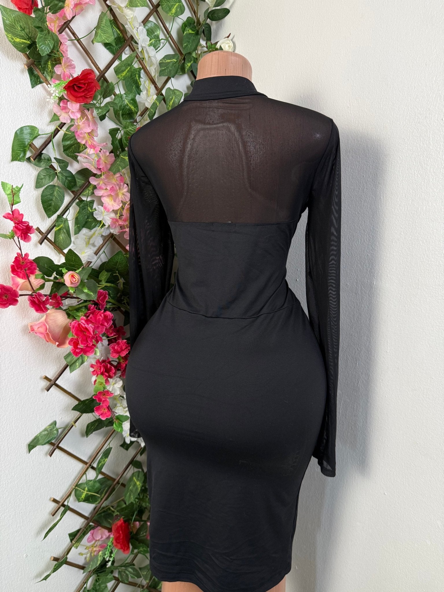 Robe moulante longue manche avec fente - Perluna Store - kinshasa