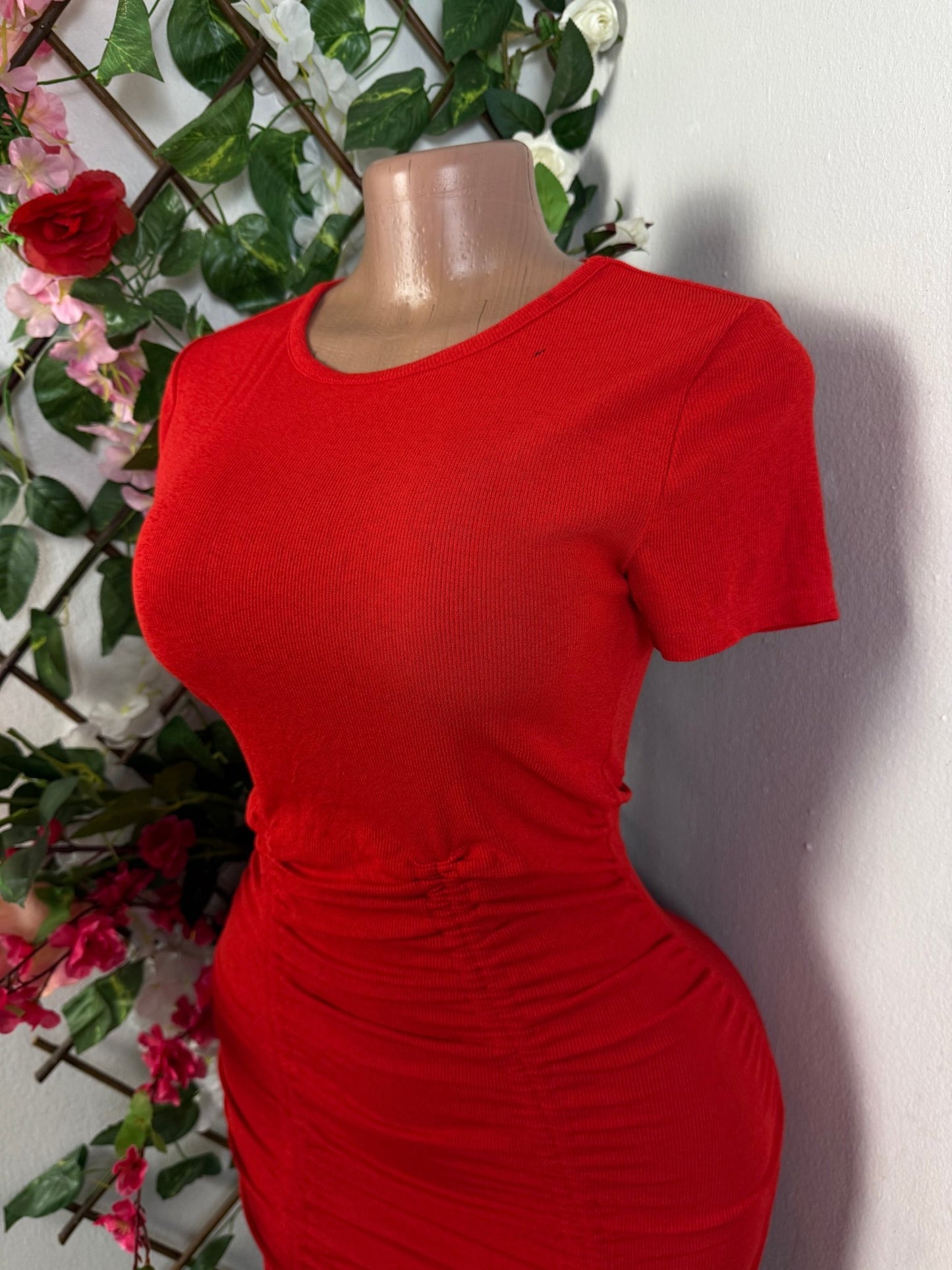 Robe moulante longueur ajustable - Perluna Store - kinshasa