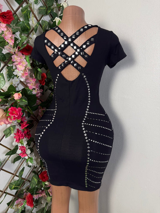 Robe moulante manche courte  - Perluna Store - kinshasa