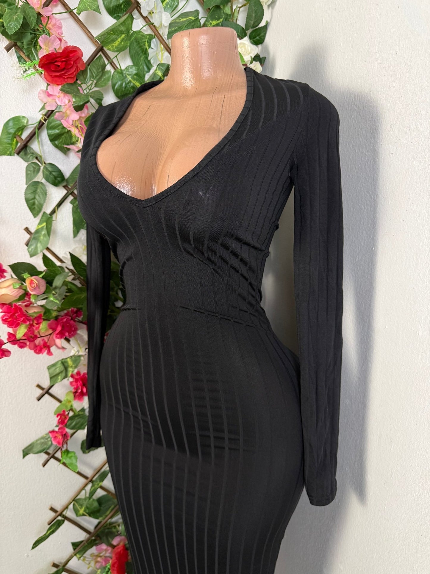 Robe moulante manche longue  - Perluna Store - kinshasa
