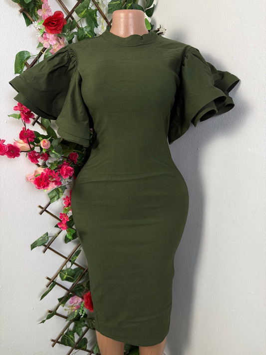 Robe moulante manche volant - Perluna Store - kinshasa