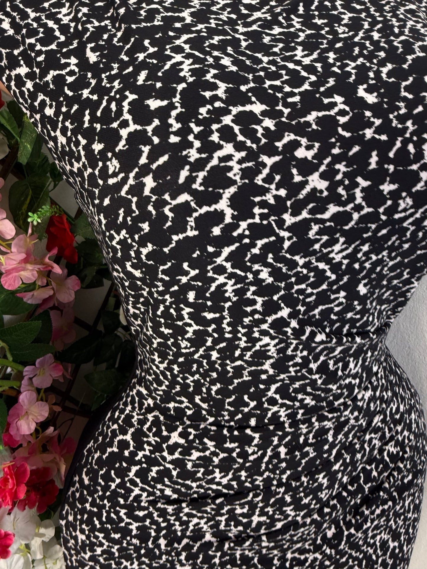 Robe moulante motif léopard - Perluna Store - kinshasa