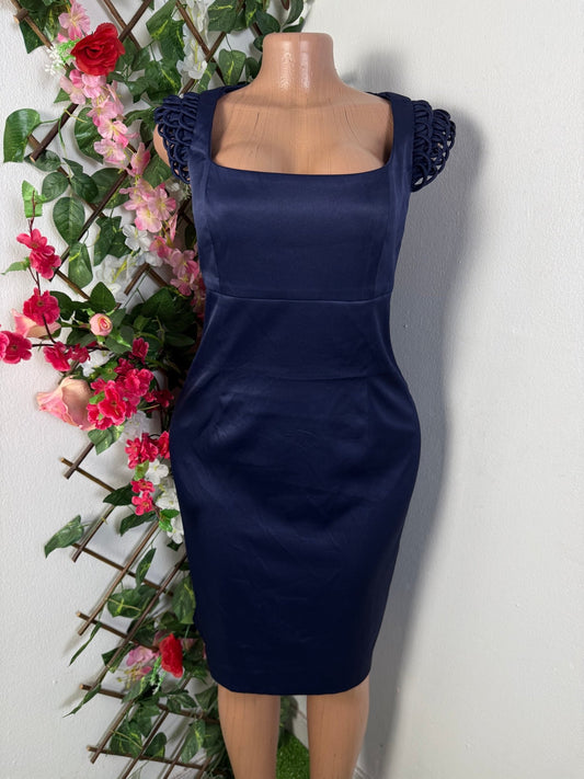 Robe moulante sans manche décolleté carré - Perluna Store - kinshasa