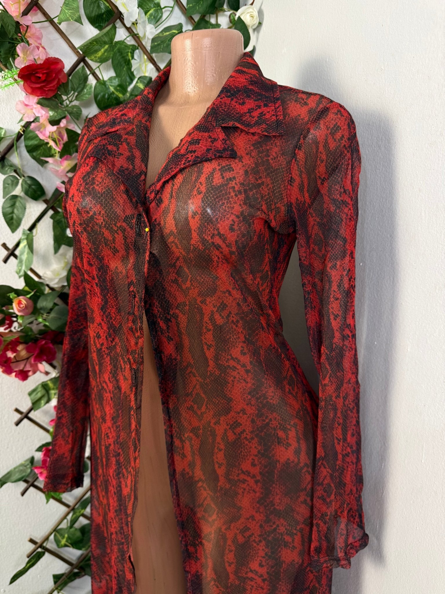 Robe par - dessus en voile long manche - Perluna Store - kinshasa