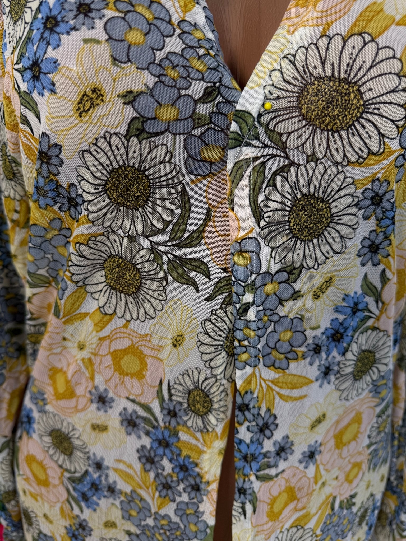 Robe par - dessus longue manche fleurie - Perluna Store - kinshasa