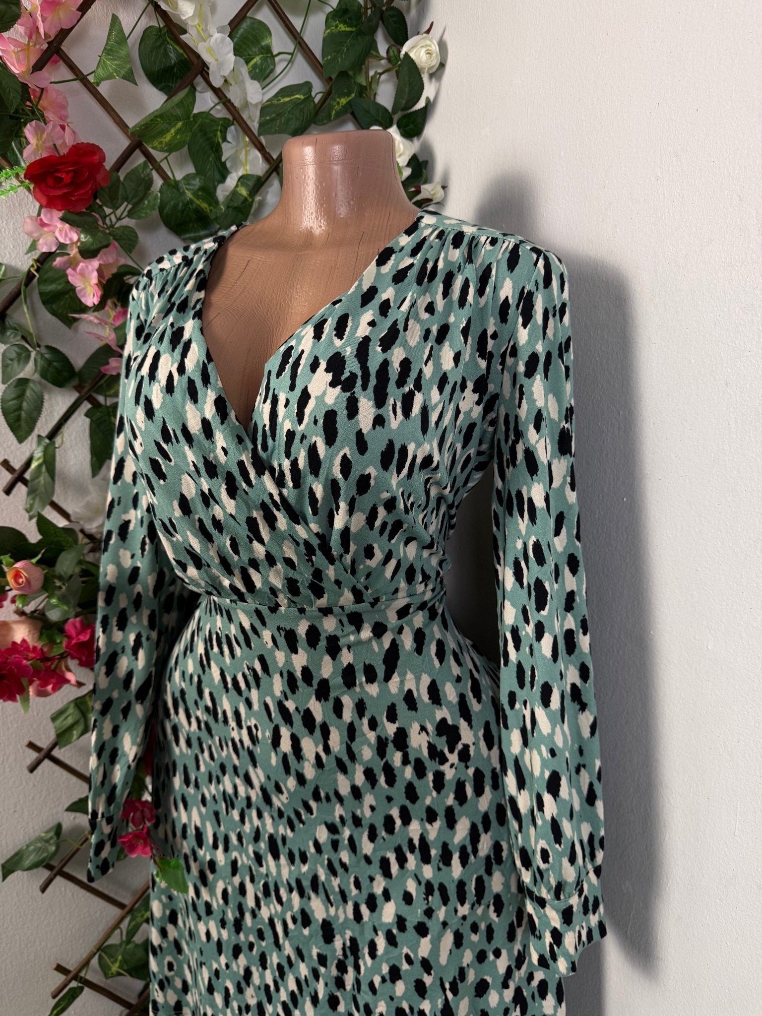 Robe portefeuille longue manche - Perluna Store - kinshasa
