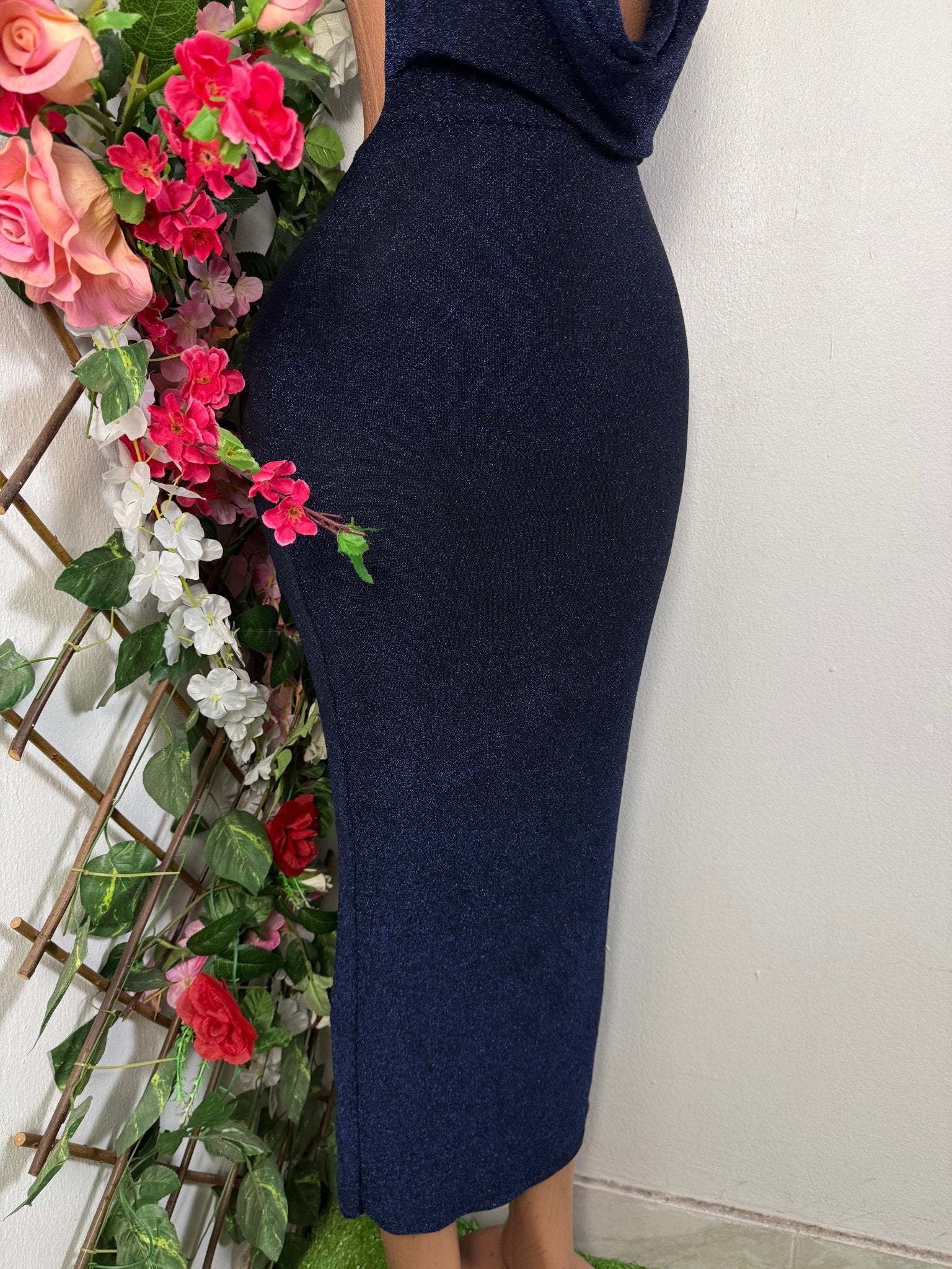 Robe soirée décolleté plongeant  - Perluna Store - kinshasa