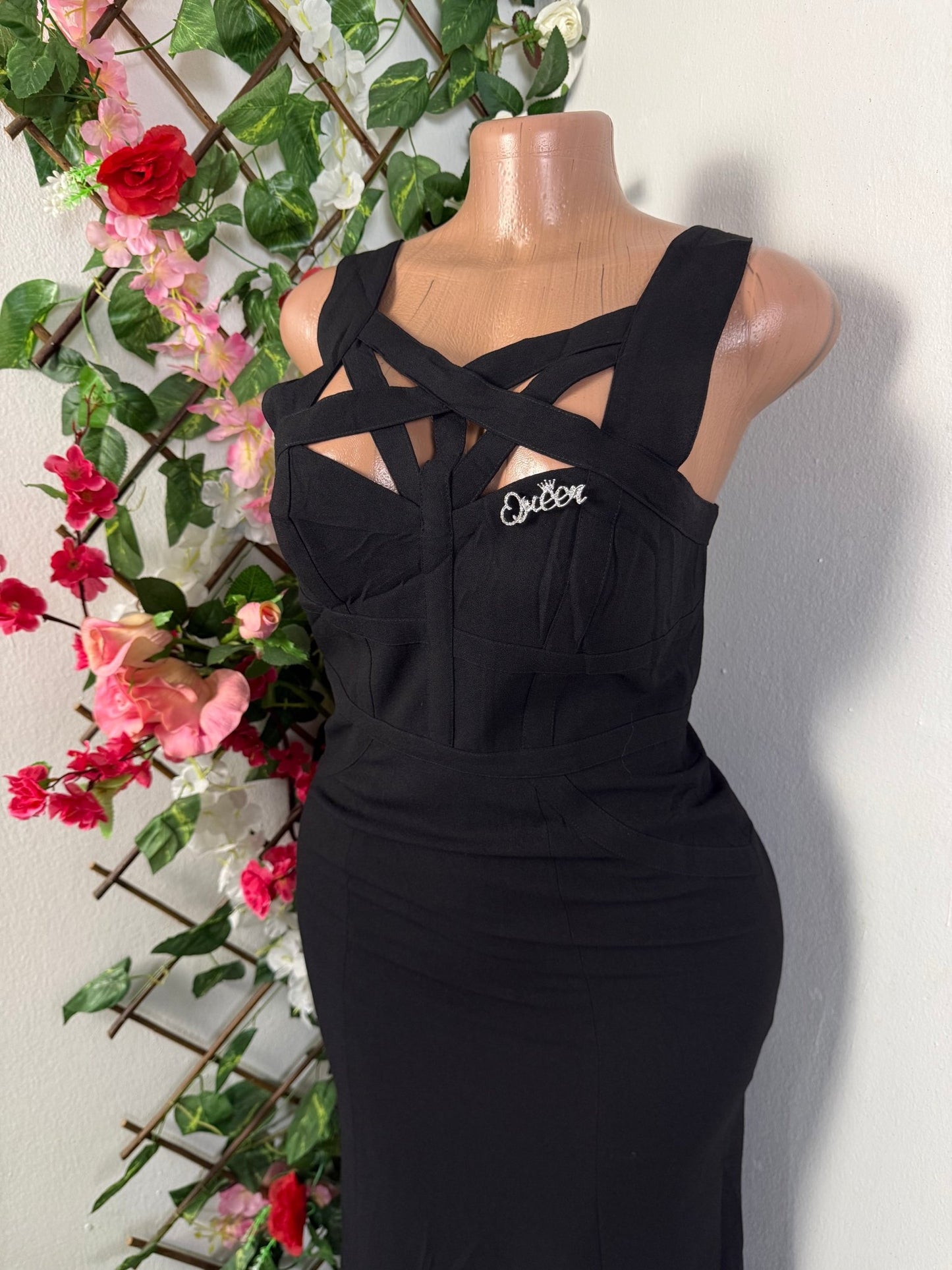 Robe soirée longue a bretelle buste croisée - Perluna Store - kinshasa