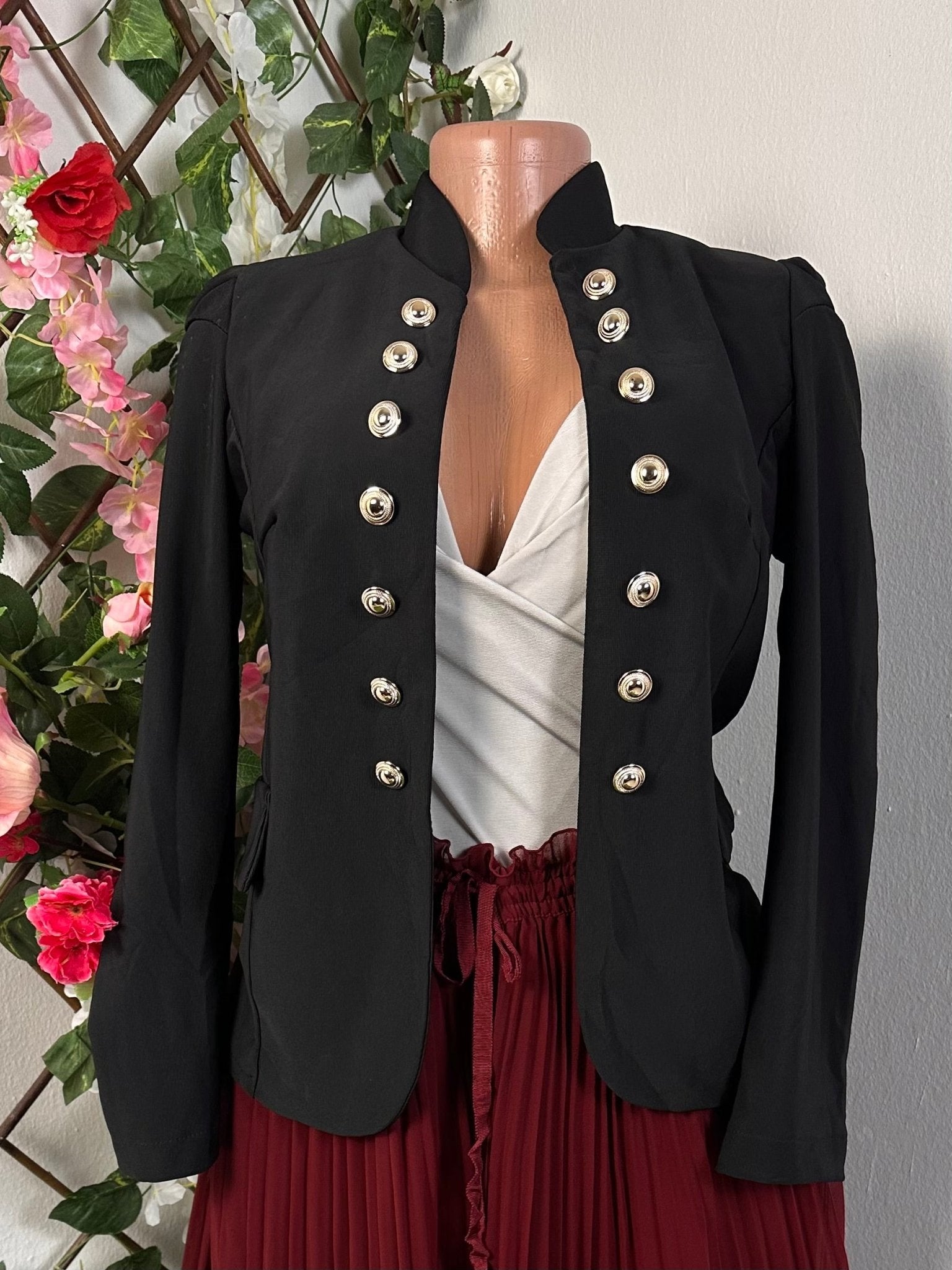 Veste blazer moderne pour femme style officiers couleur noir à bouton manche longue - Perluna Store - kinshasa