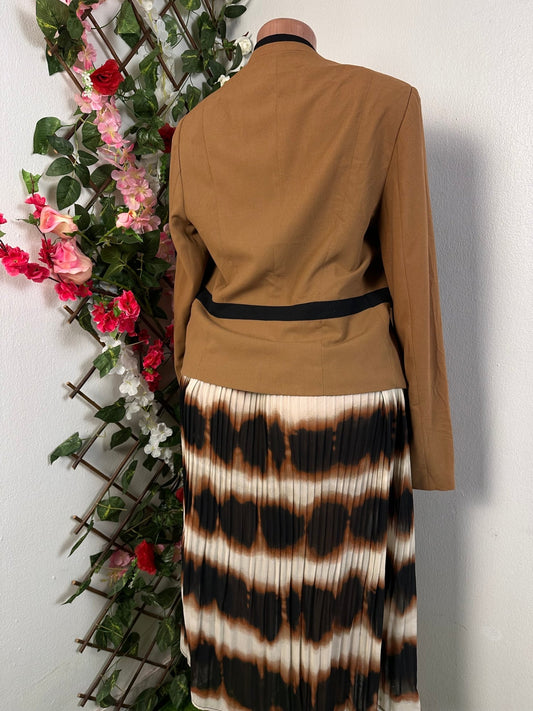 Veste blazer pour femme couleur marron avec double colle sans bouton manche longue - Perluna Store - kinshasa