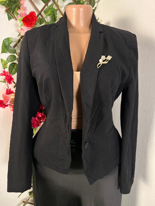 Veste blazer pour femme couleur noir sans poche extérieur - Perluna Store - kinshasa