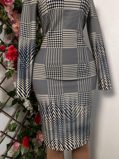 Robe moulante à colle rond sans manche - Perluna Store