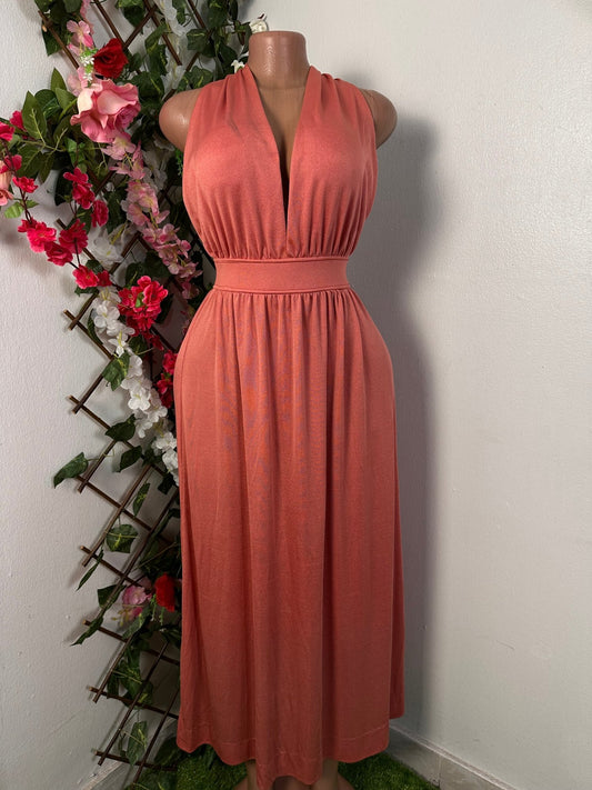 Robe longue élégante à dos dénudé sans manche - Perluna Store