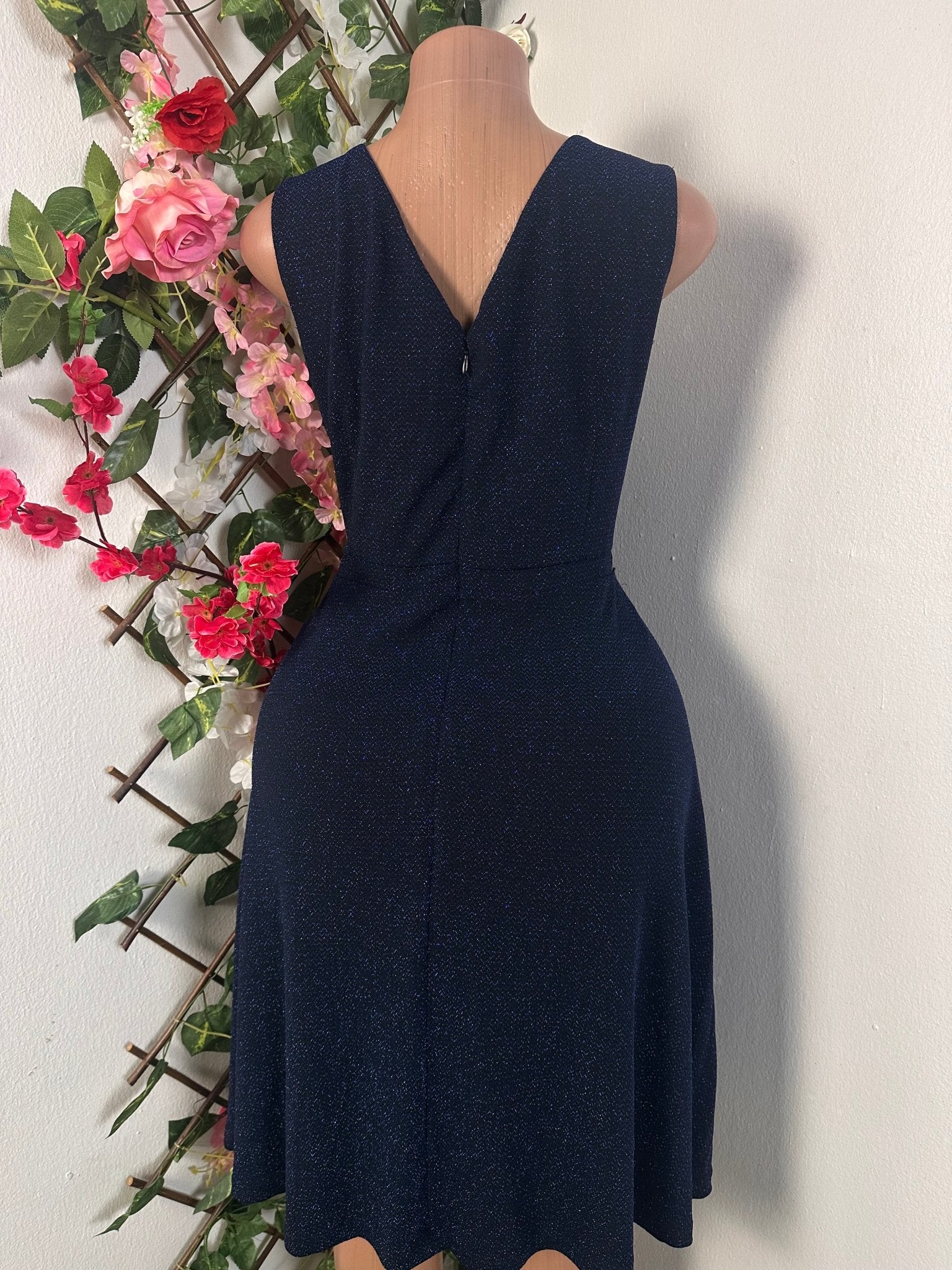 Robe évasée sans manche pailleté décolleté carrée - Perluna Store