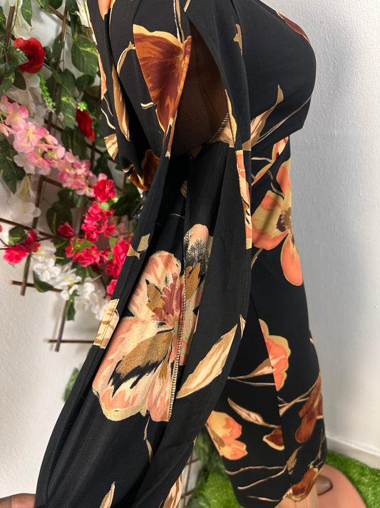 Robe mi longue imprimé floral avec large décolleté en U et longue manche