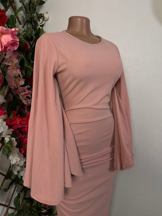 Robe moulante à manche longue volant - Perluna Store