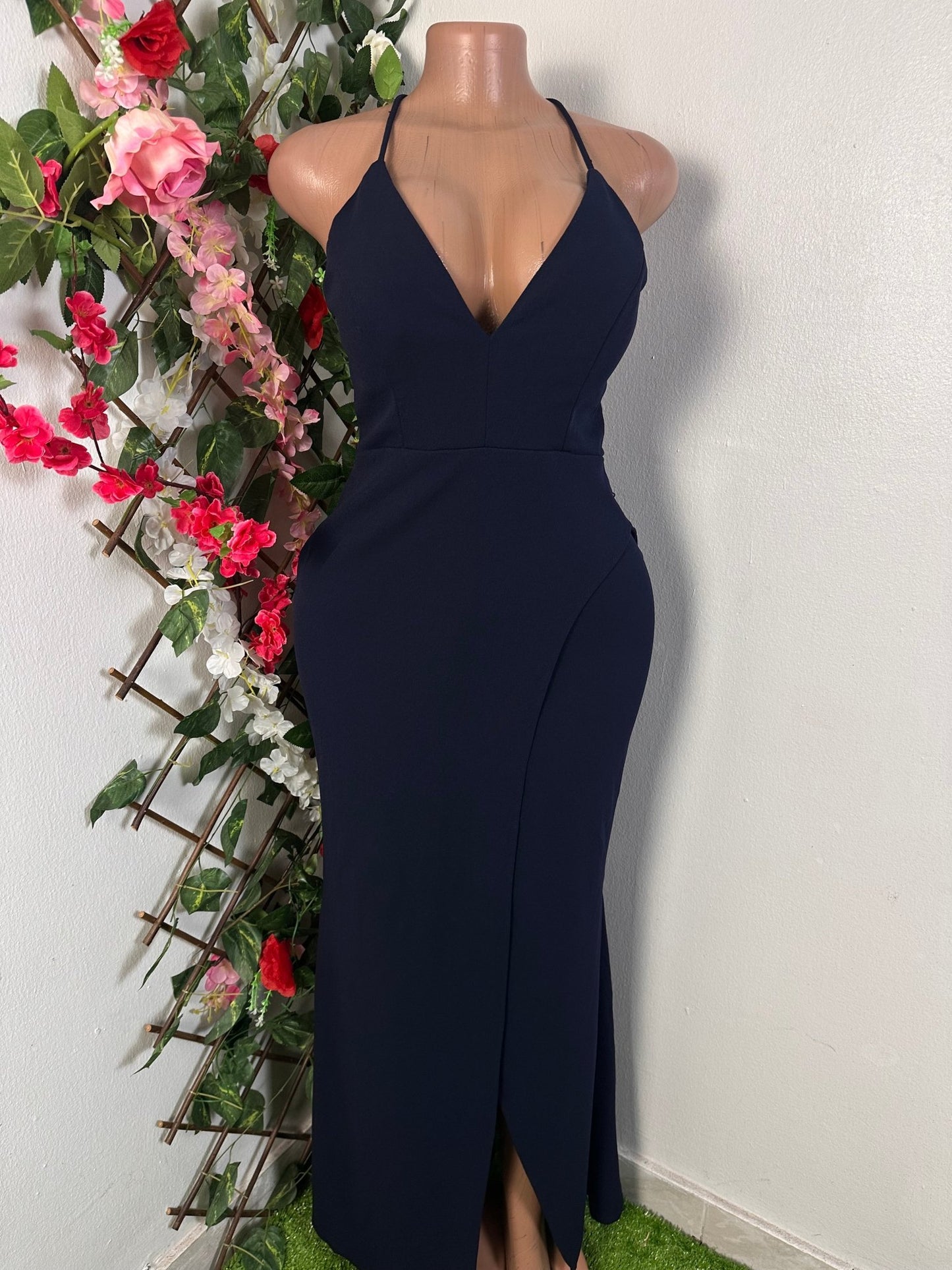 Robe longue moulante en queue de poisson à fine brelle dos en dentelle - Perluna Store