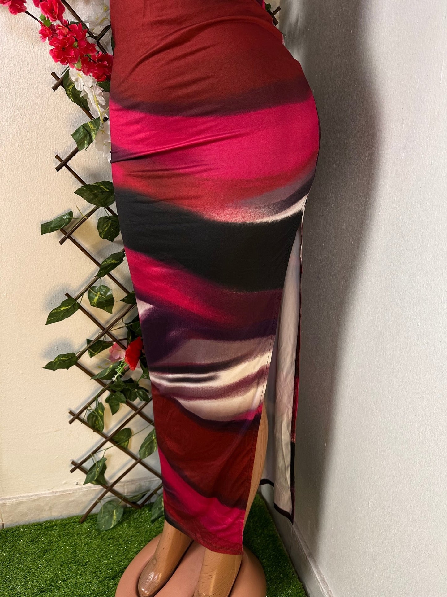 Robe moulante à fine bretelle avec fente - Perluna Store