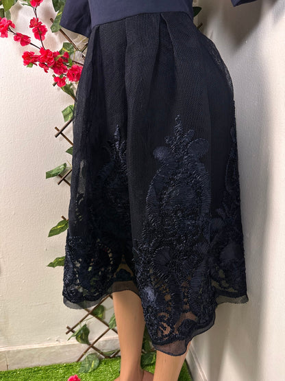 Robe mi longue en toile évasée d'écolleté halter manche courte - Perluna Store