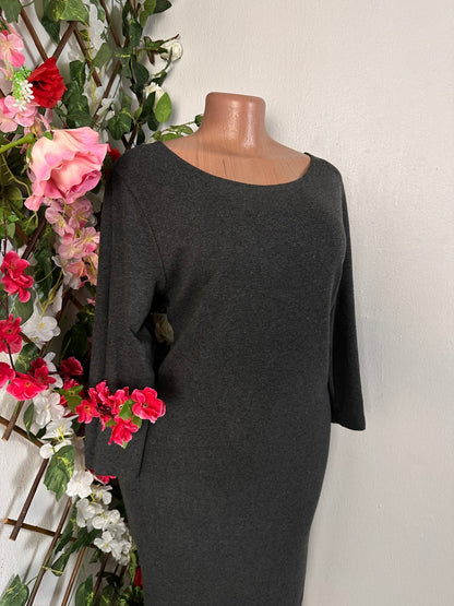 Robe mi longue à colle rond avec manche mi longue - Perluna Store