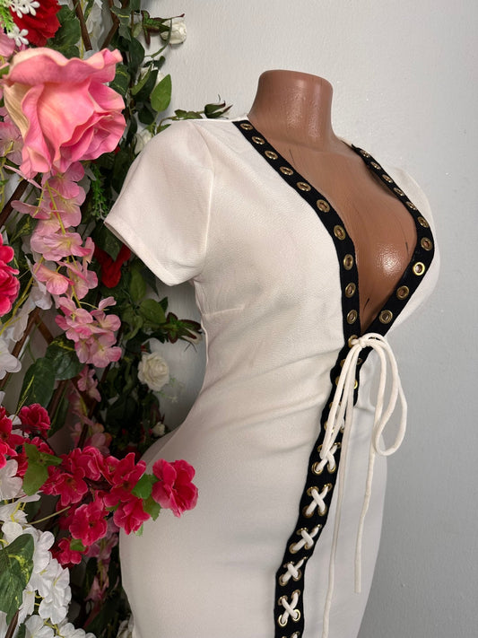 Robe moulante courte a lacet manche courte - Perluna StorePerluna Store