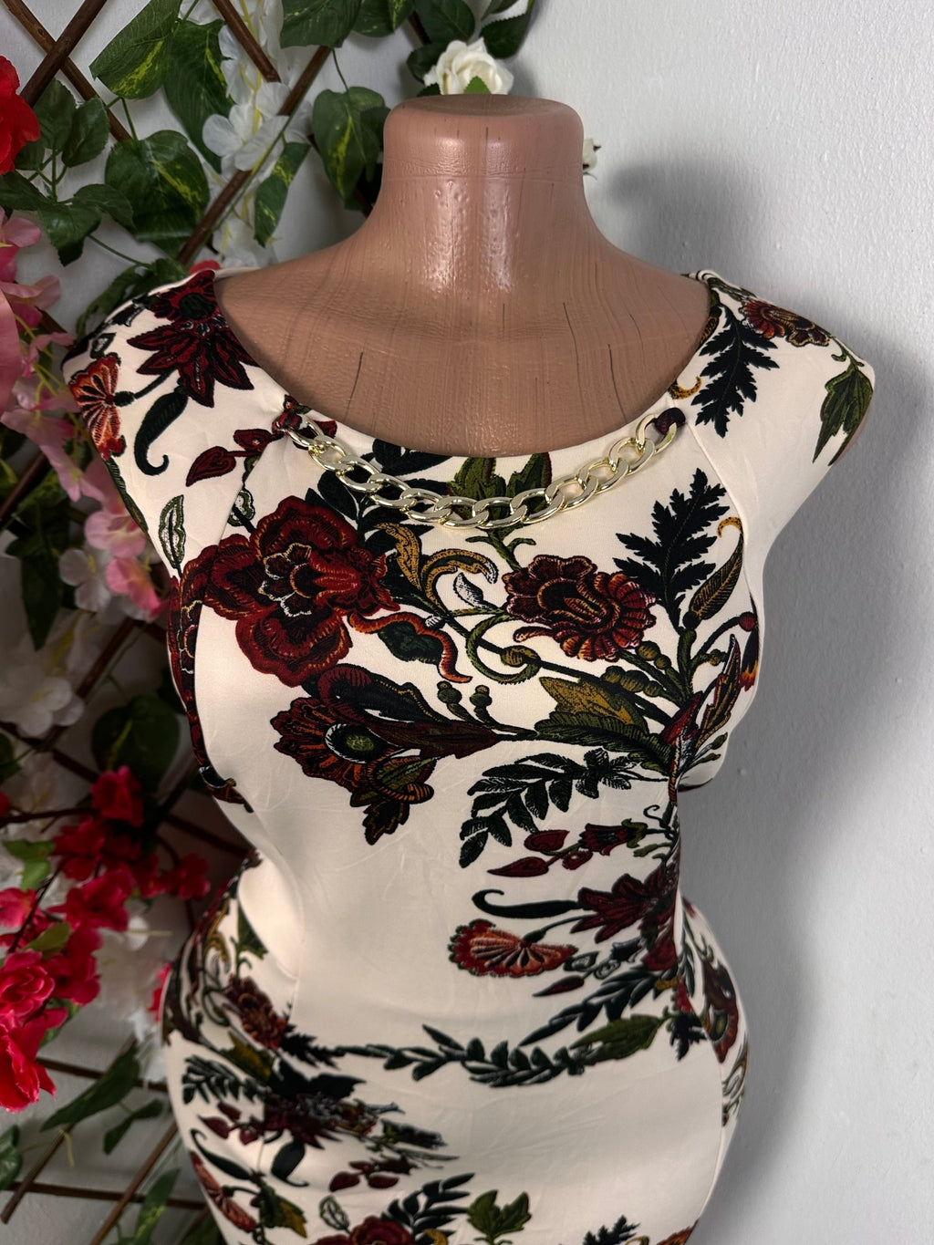 Robe moulante fleuri à colle en U sans manche - Perluna Store