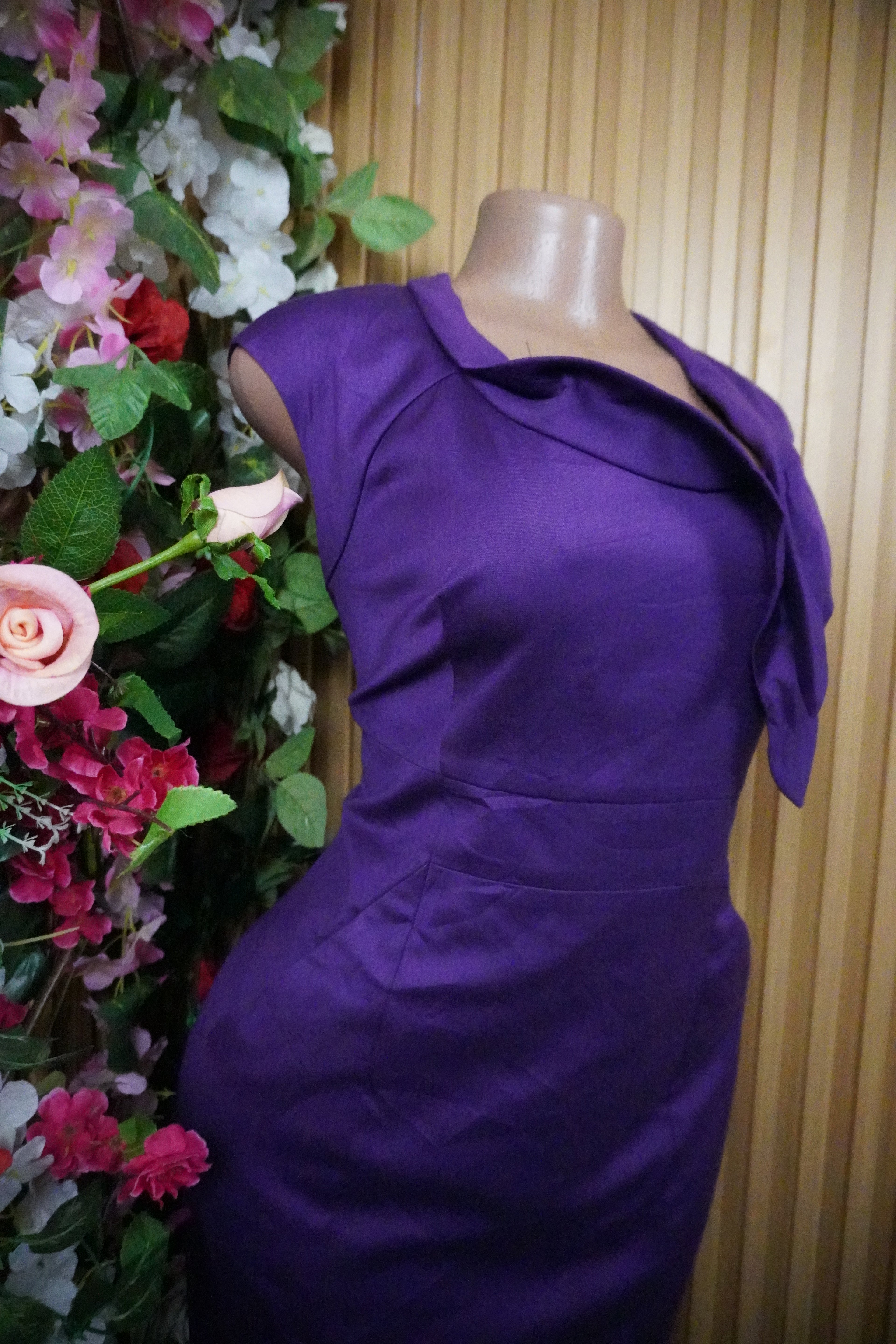 Robe droite sans manches décollectéé-M