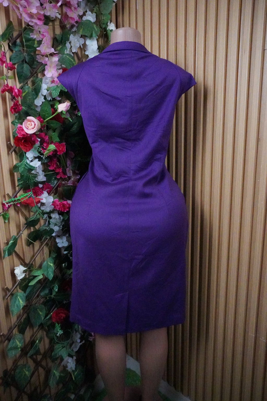 Robe droite sans manches décollectéé-M