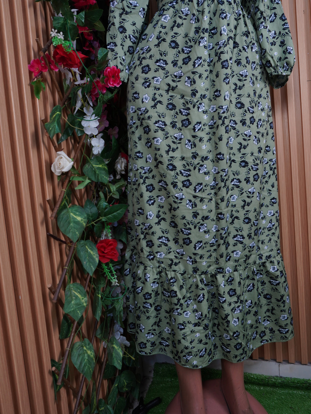 Robe évasée longue manches longues décolletée-XL