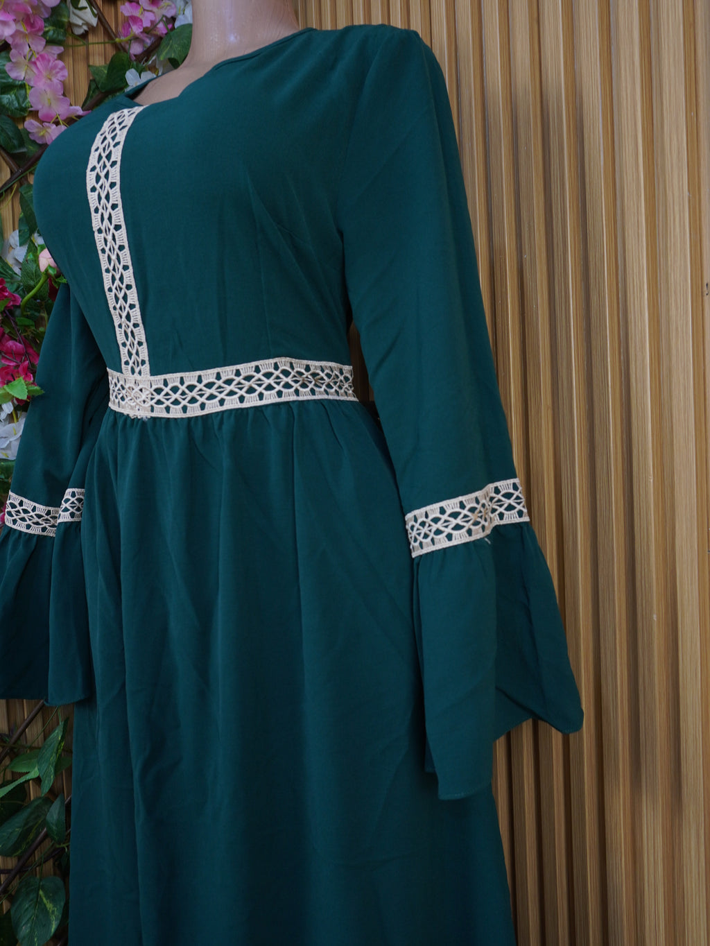 Robe évasée longue manches longues plisée-L