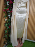 Robe évasée longuemanches longues-L