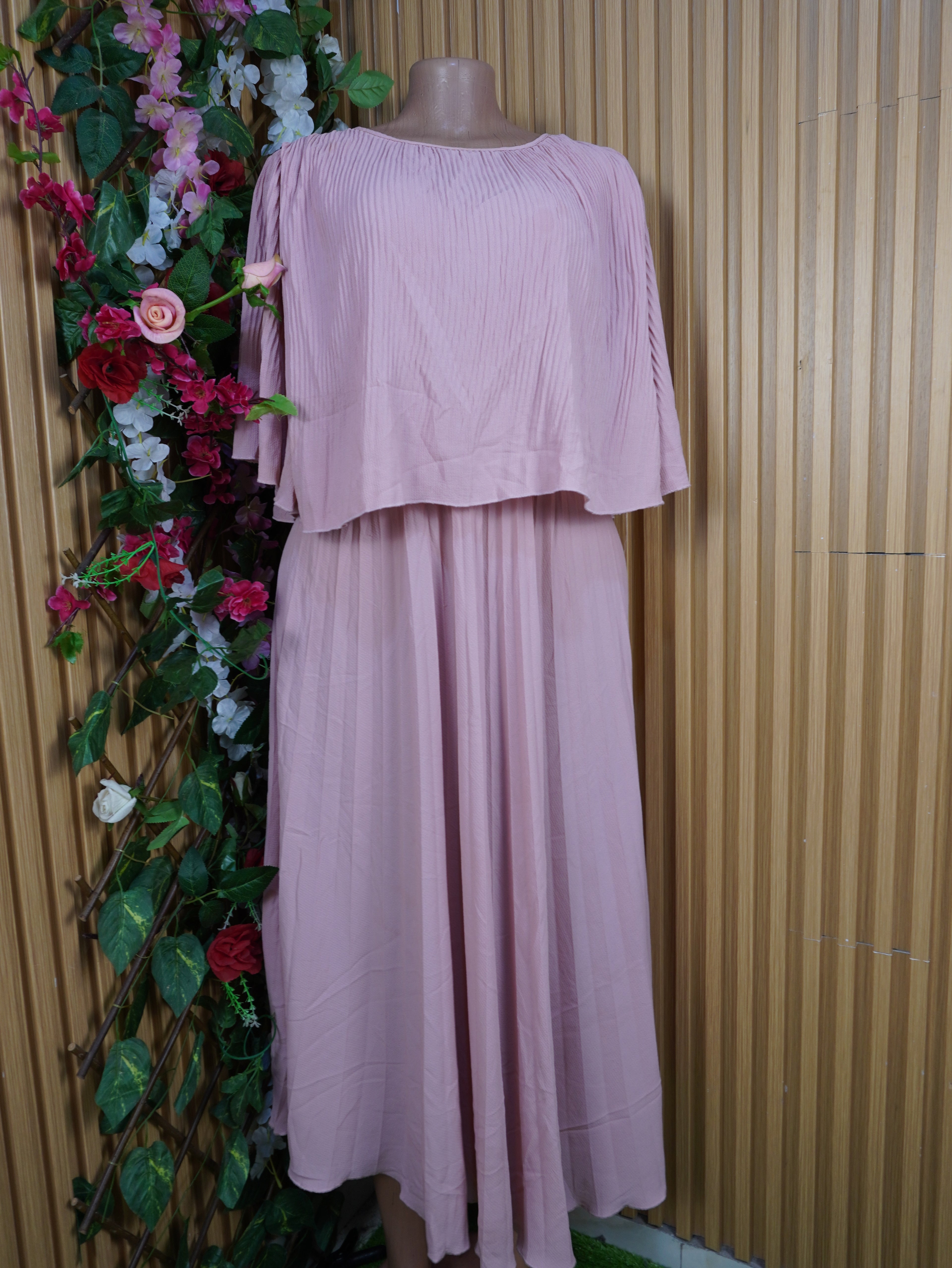 Robe évasée longue sans manches plissée-XL