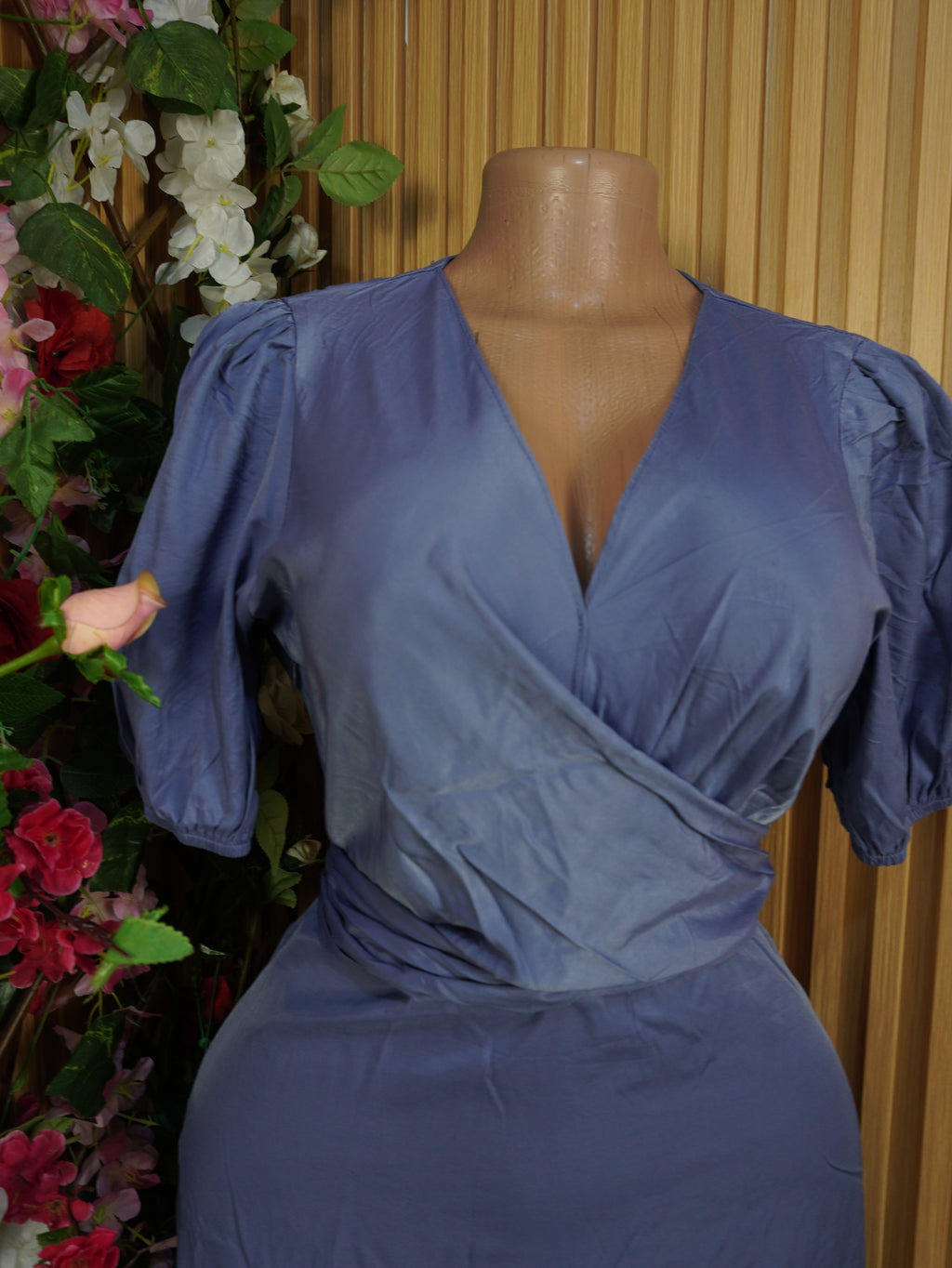 Robe évasée mi-longue manches courtes ceintrée-M