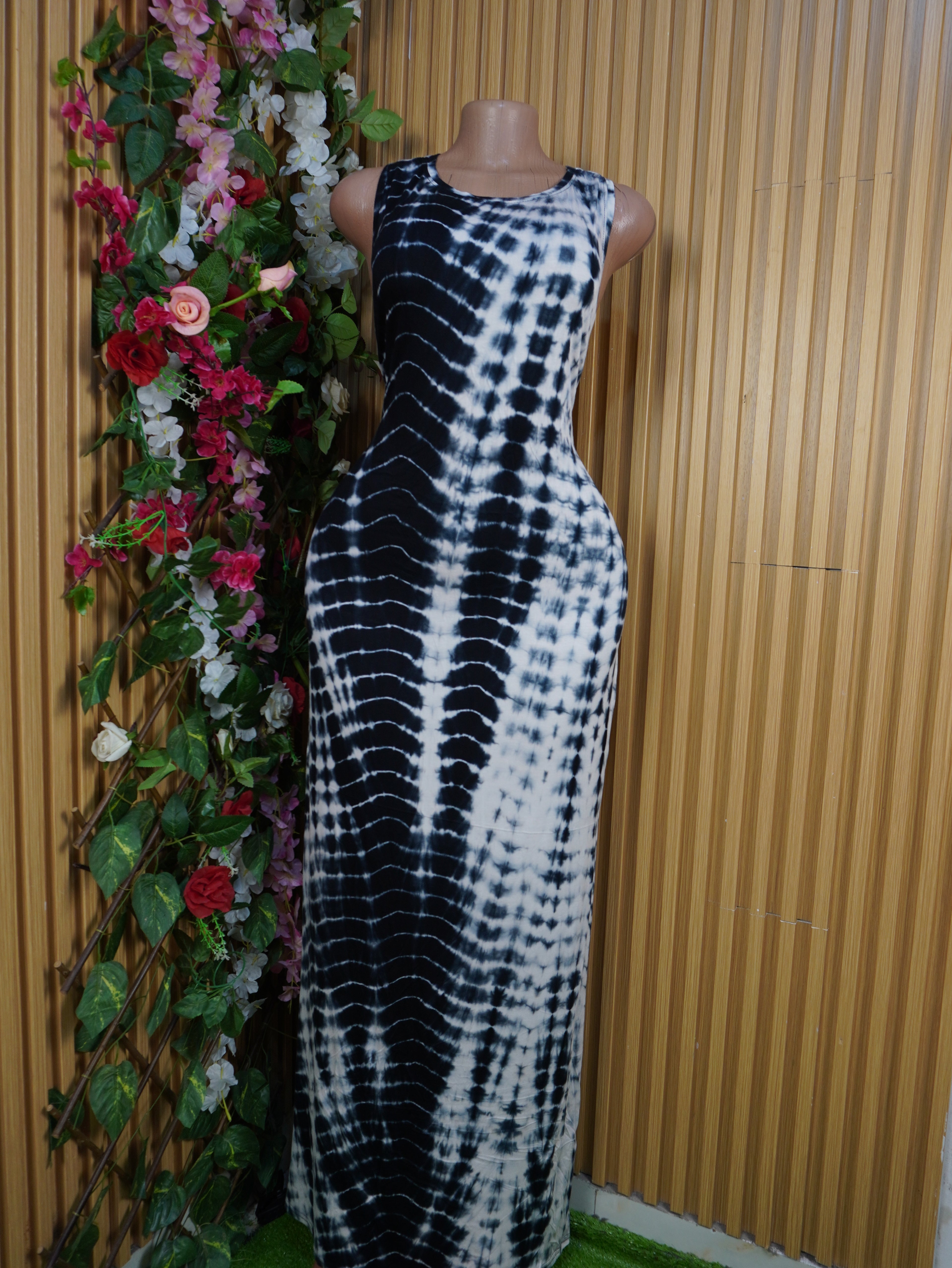 Robe moulante longue sans manches-XL