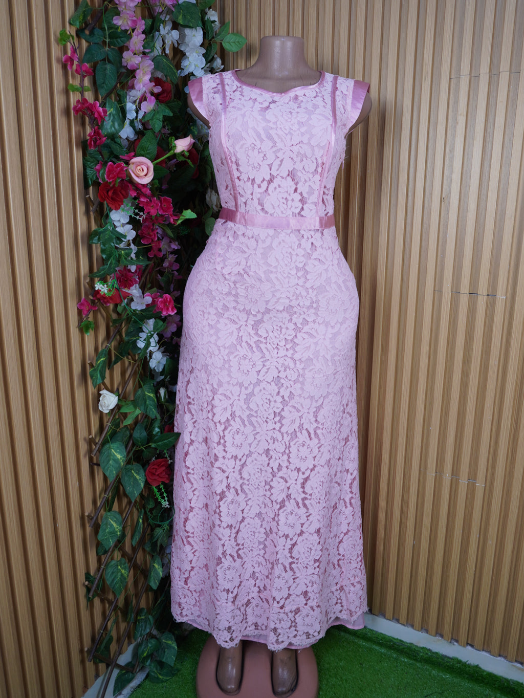 Robe évasée longue sans manches longues motif bretelles-S