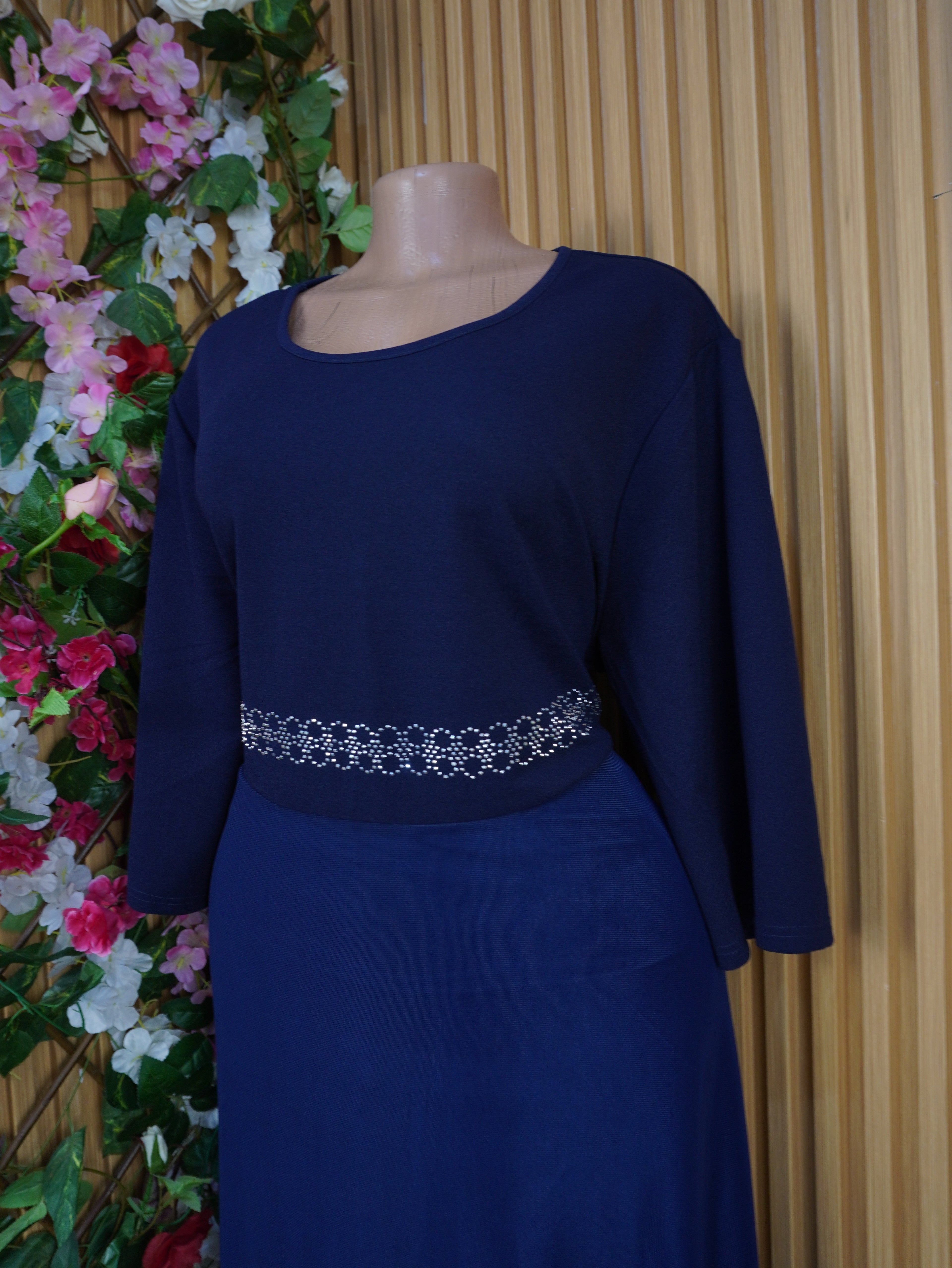 Robe évasée longue manches longues décolletée-XXXL