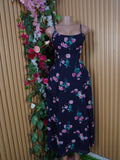 Robe évasée longue à fines betelles imprimée fleurie-M