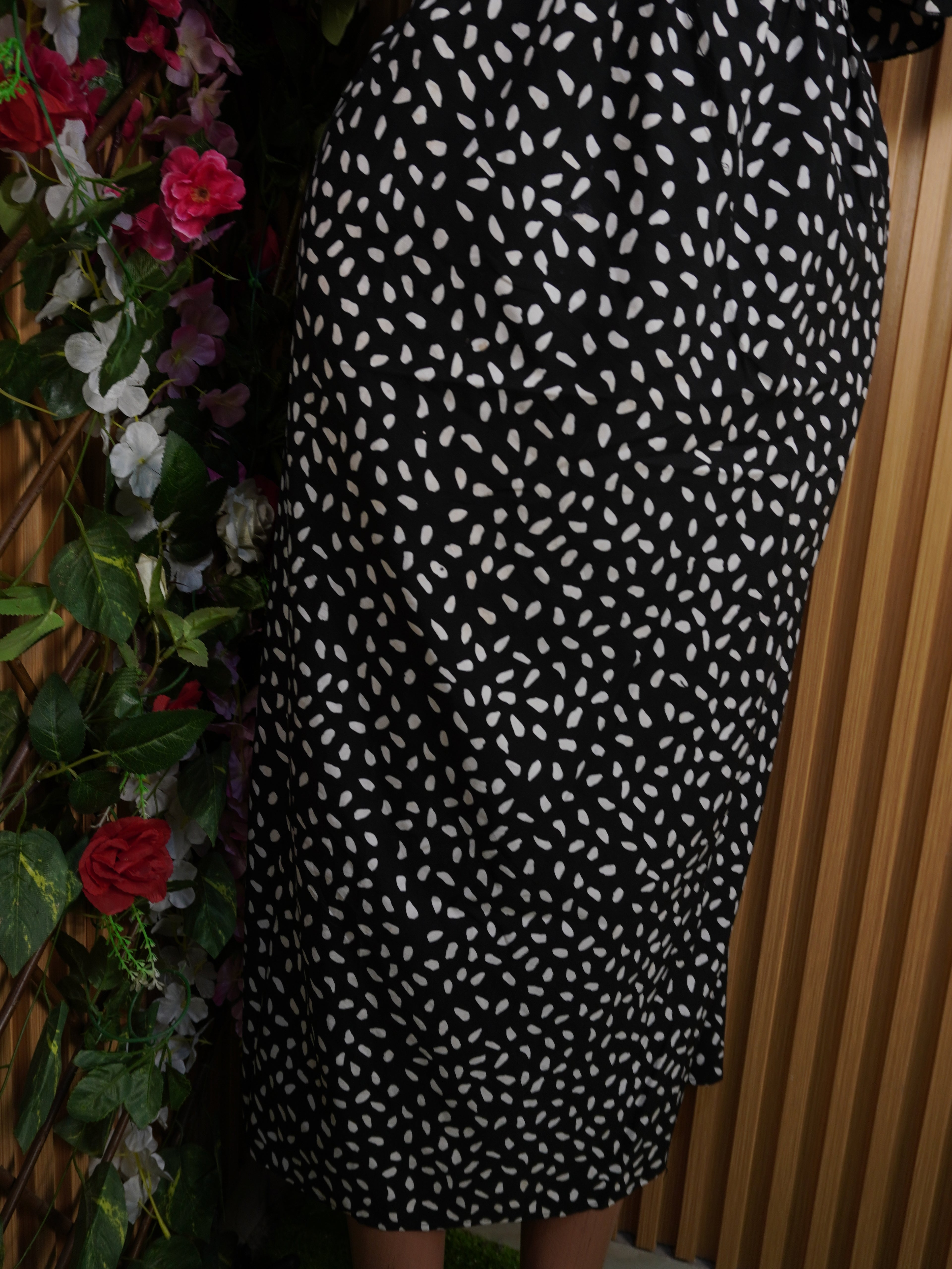 Robe évasée mi-longue manches courtes-L