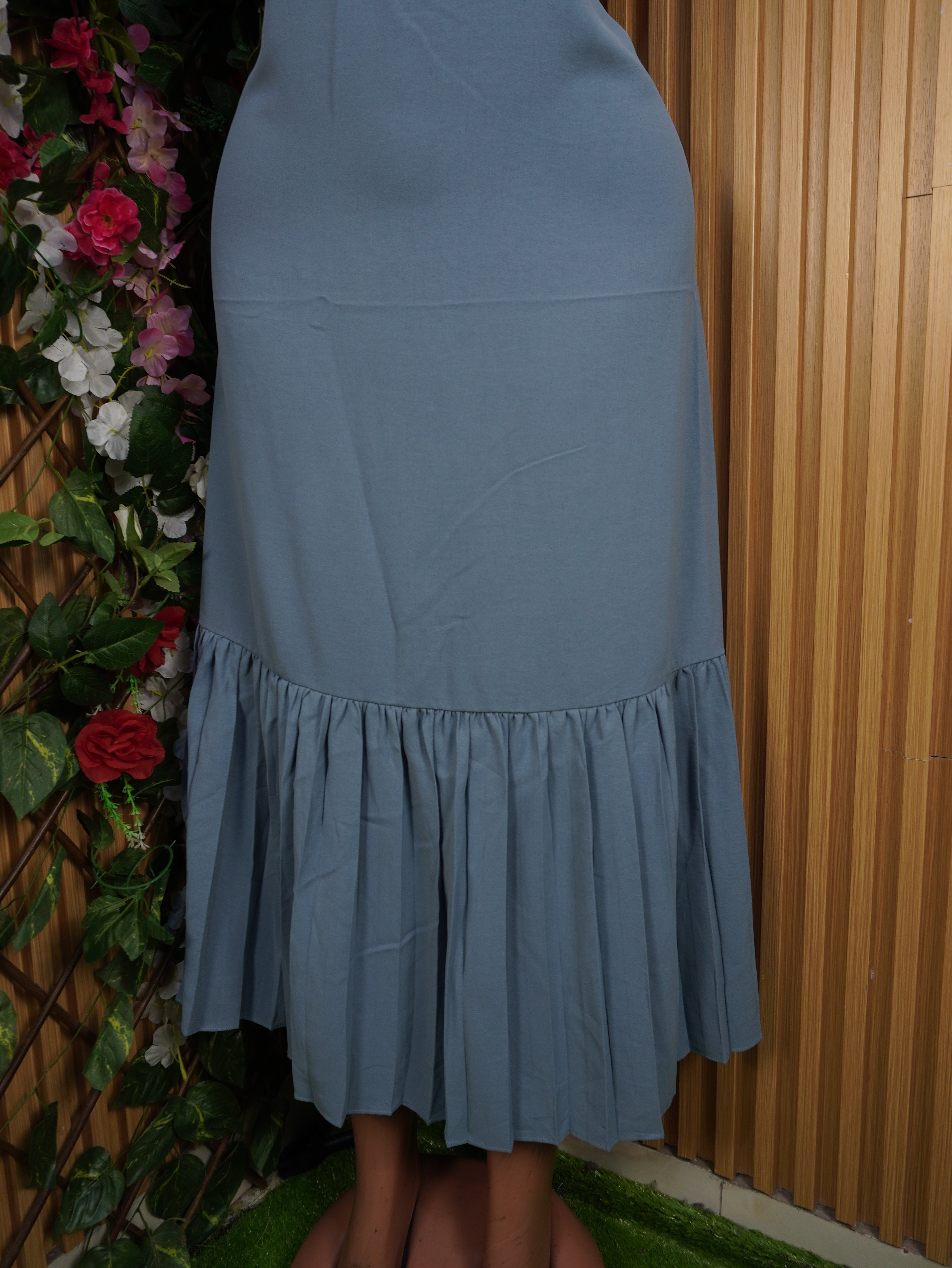 Robe évasée longue sans manches plisée-L