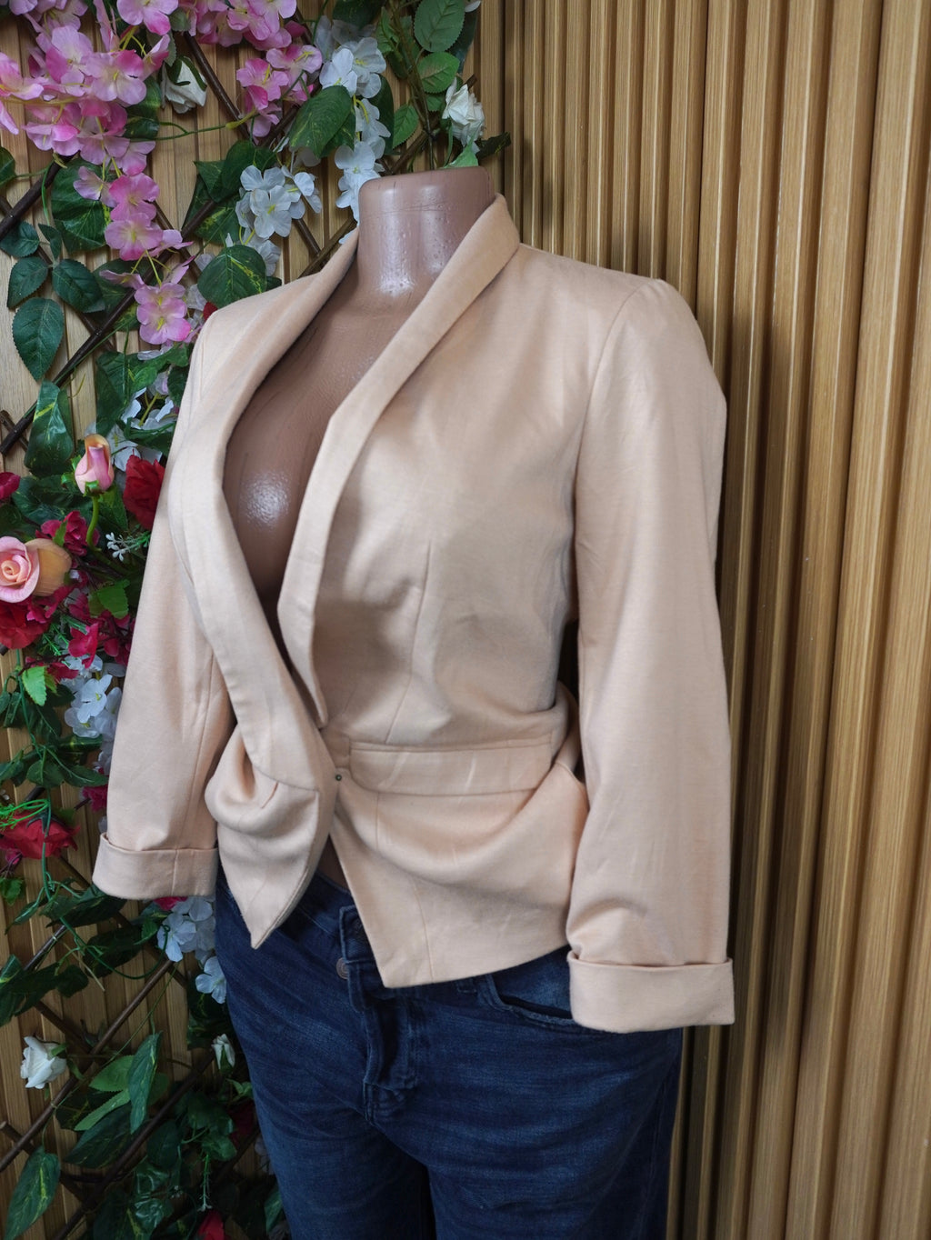 Veste blazer pour femme couleur beige one boutons-S