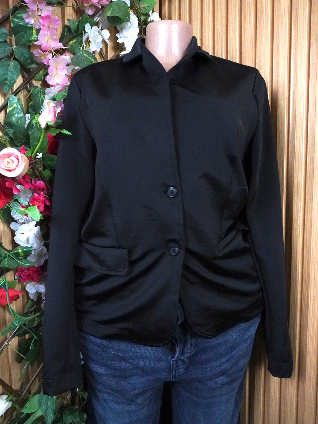 Veste blazer pour femme couleur noir deux boutons-M