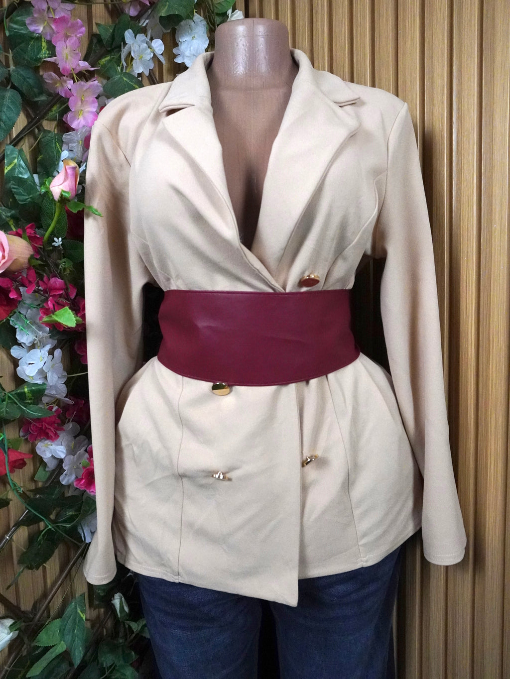 Veste blazer pour femme couleur beige à six boutons-L