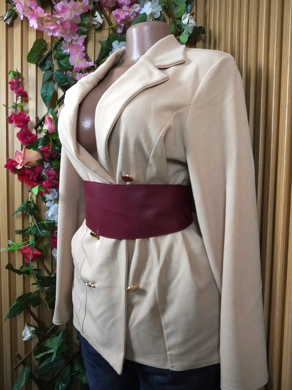 Veste blazer pour femme couleur beige à six boutons-L