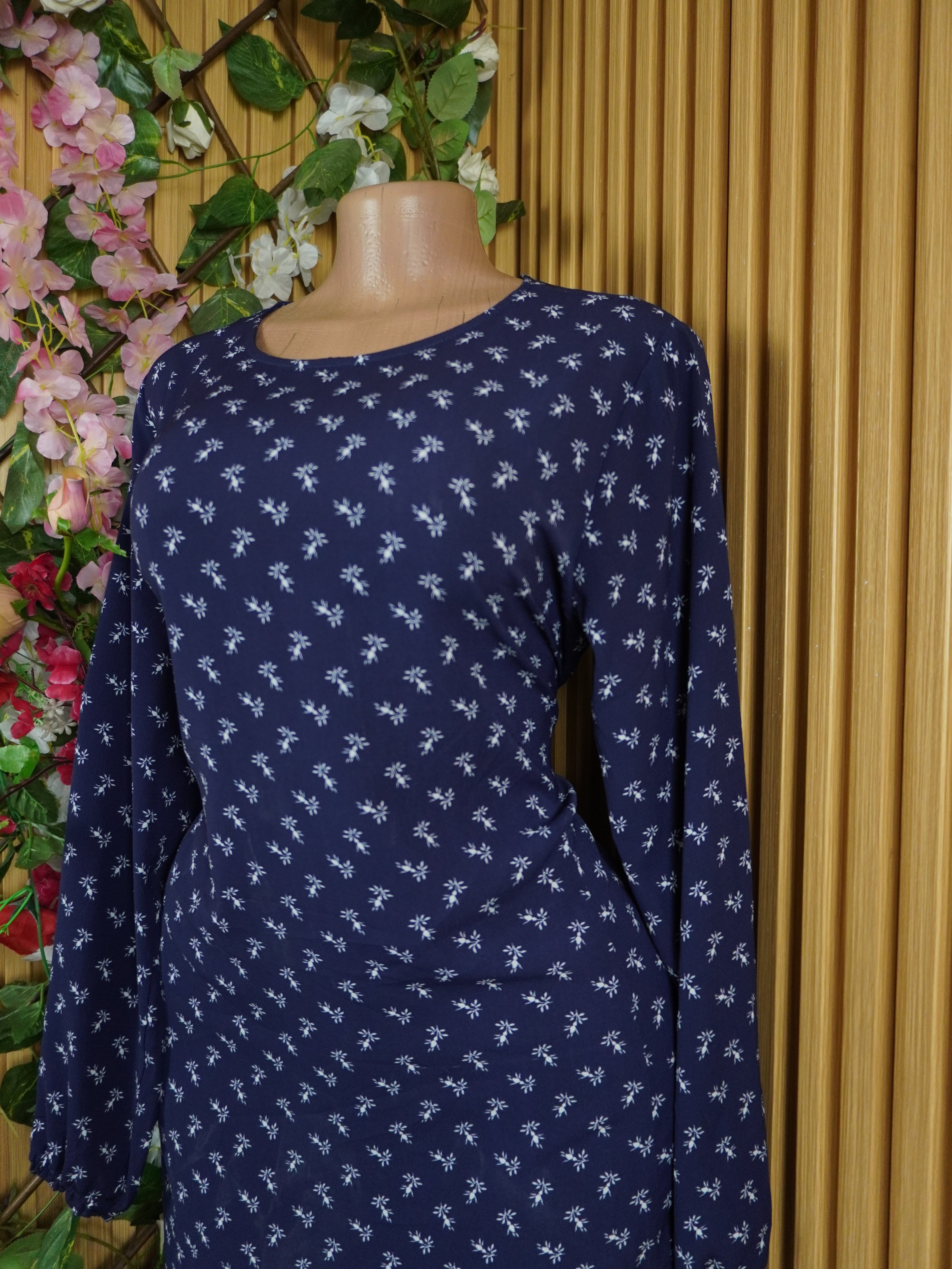 Robe évasée manches longues décolletéé-XL