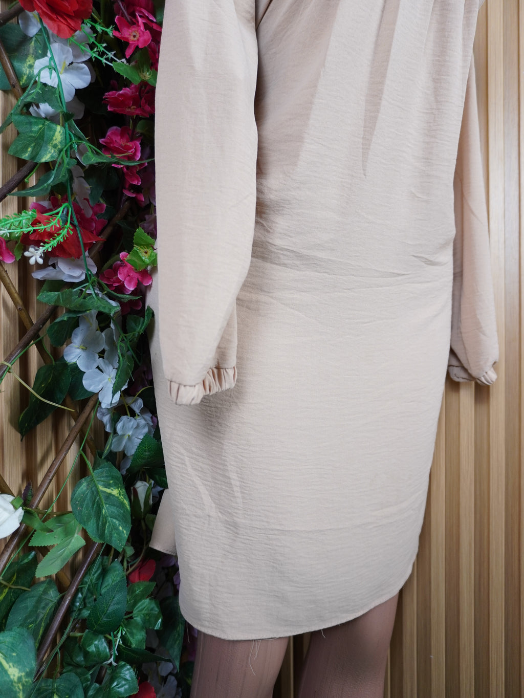 Robe moulante stylée manches longues -L