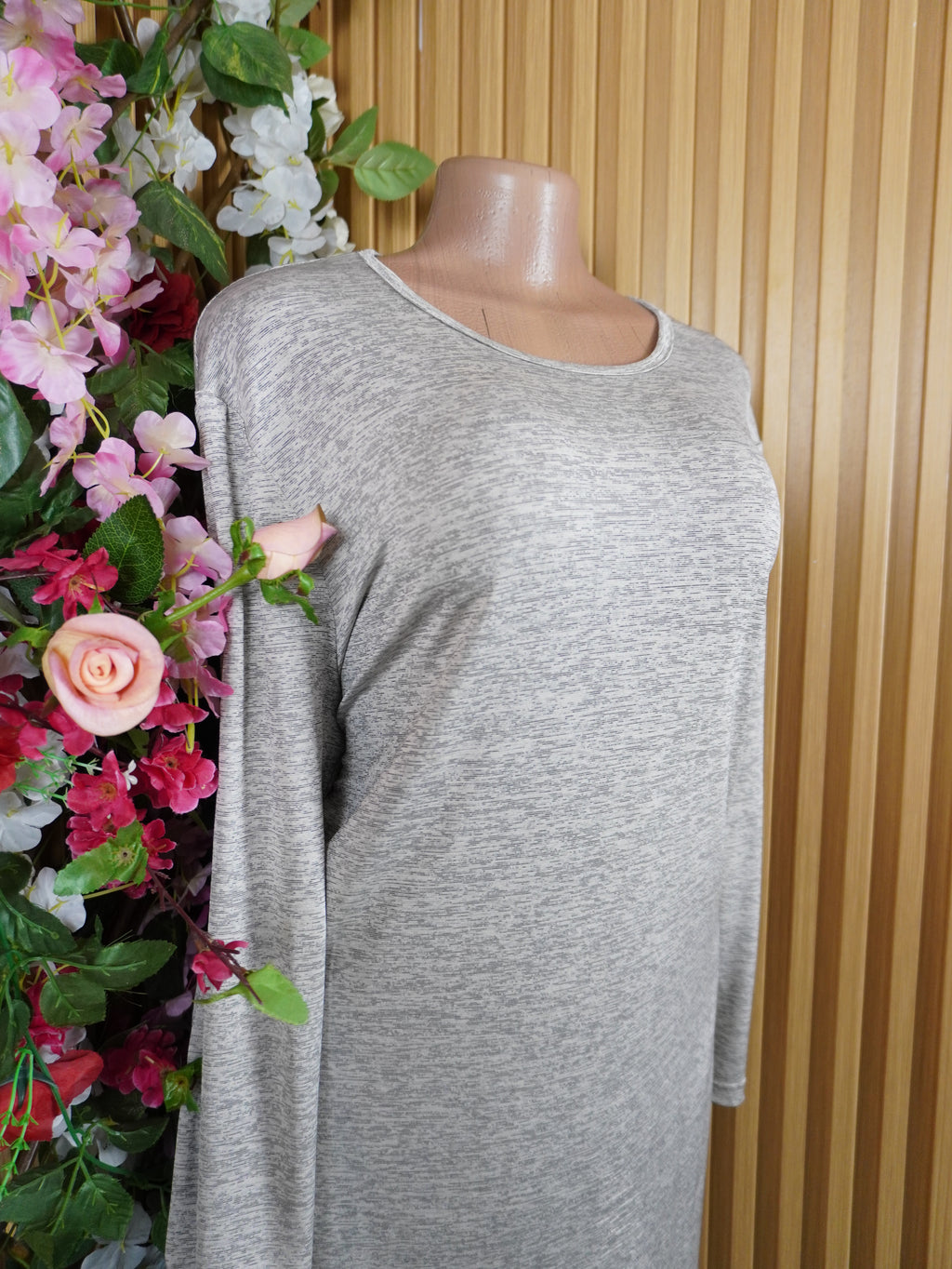 Robe moulante manches longues col rond-L